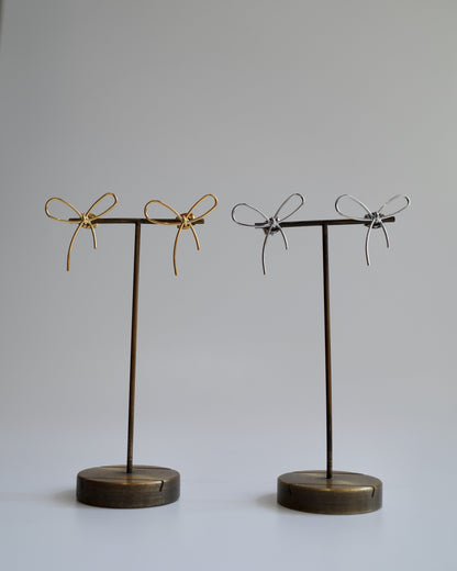 thin ribbon pierce
