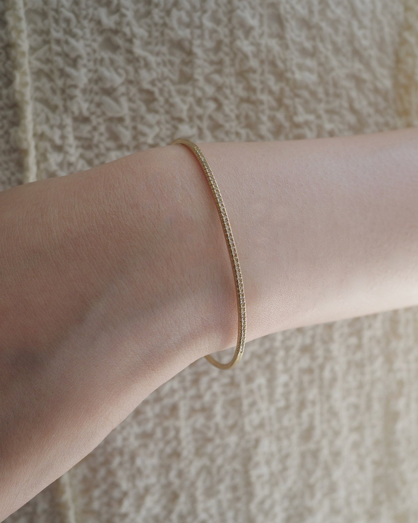 zir thin bangle