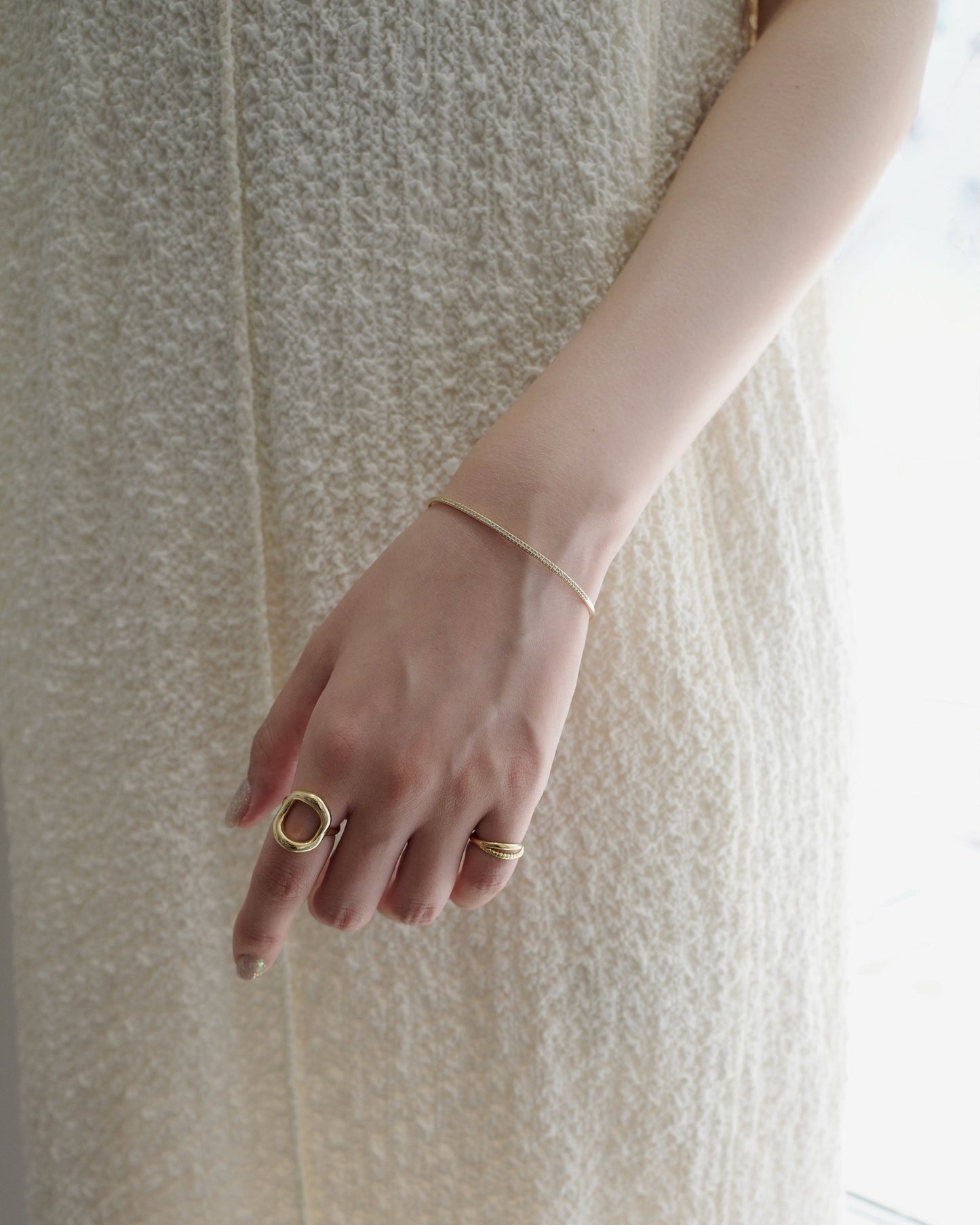 zir thin bangle