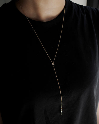 one zir Y long necklace