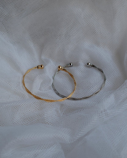 shiny twist bangle
