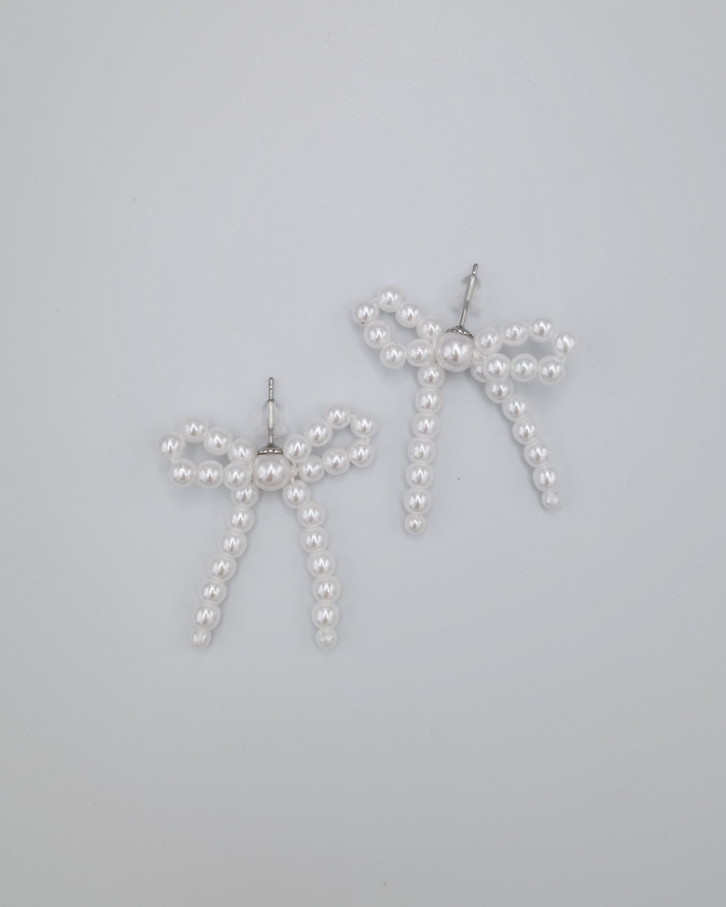 pearl ribbon pierce