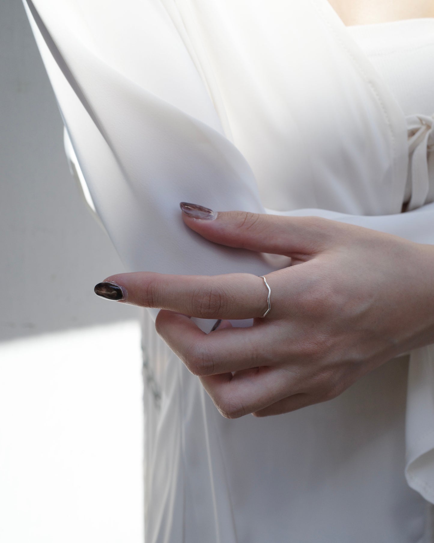 thin ripple line ring (silver925)
