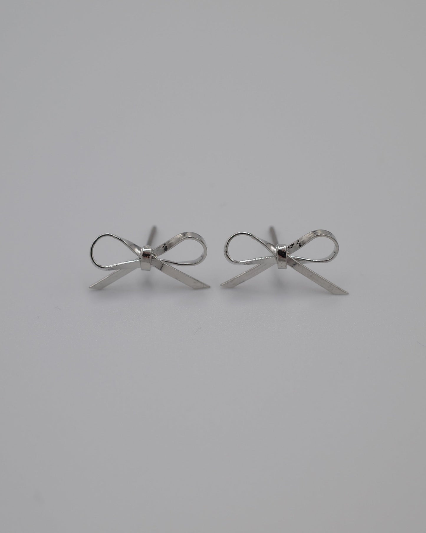 plain ribbon pierce