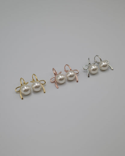 elegant pearl & ribbon pierce
