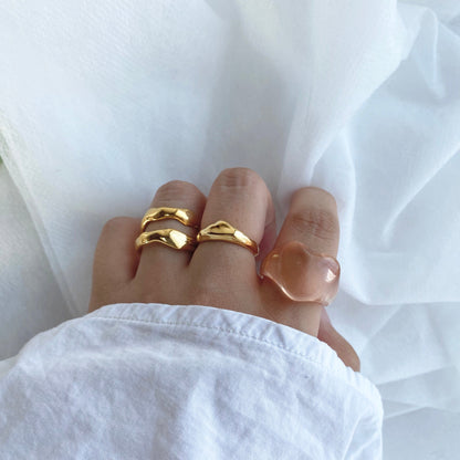 w wave ring