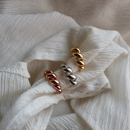 puffy twist ring
