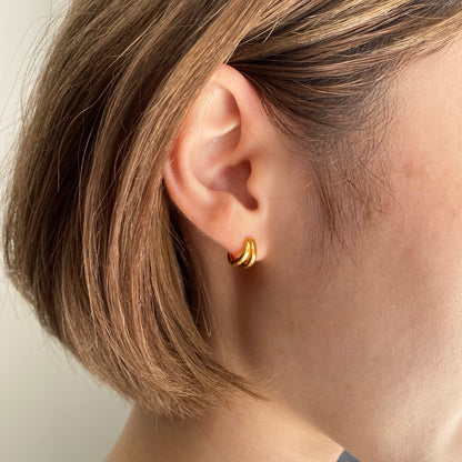 petit ring pierce