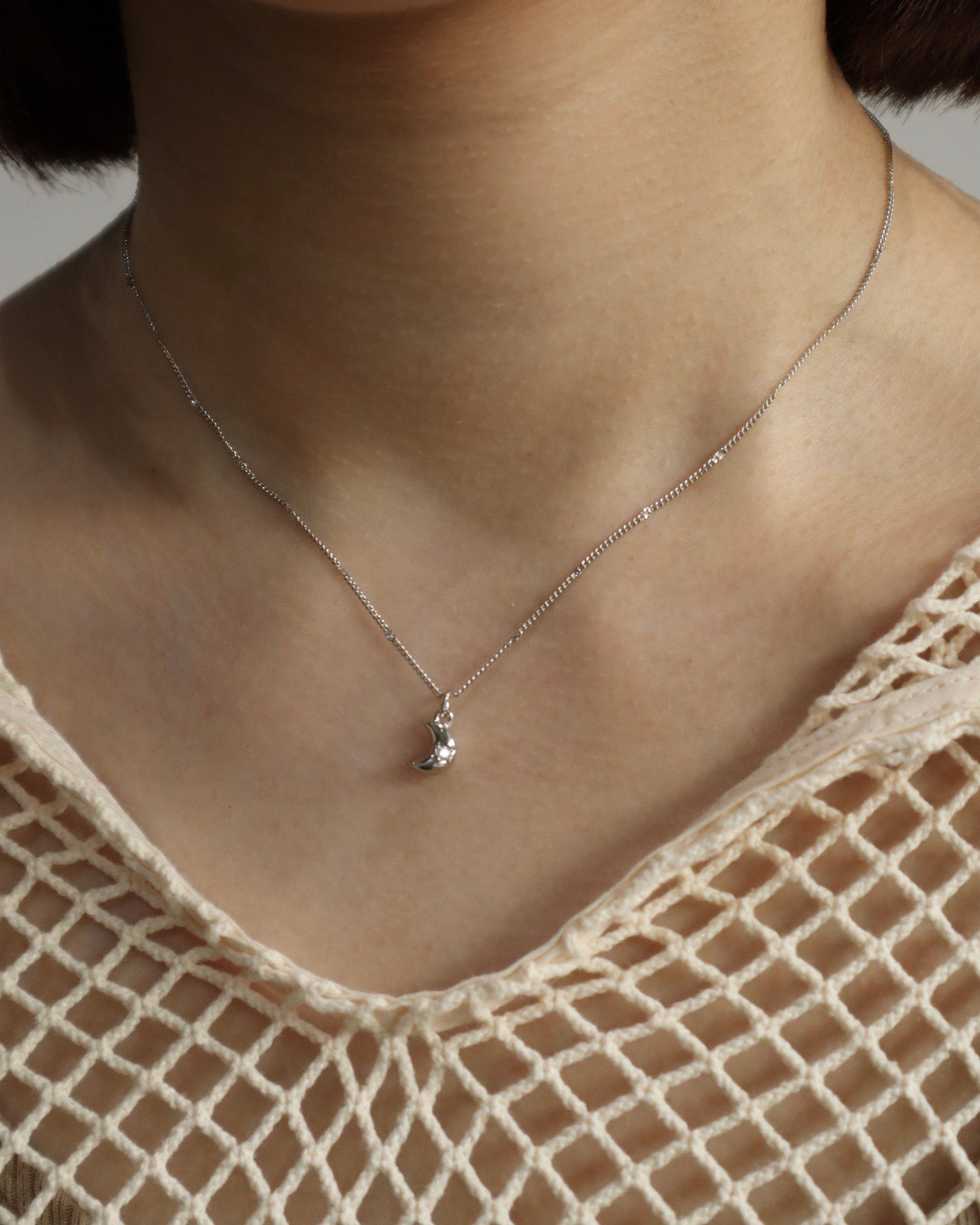 solid moon necklace