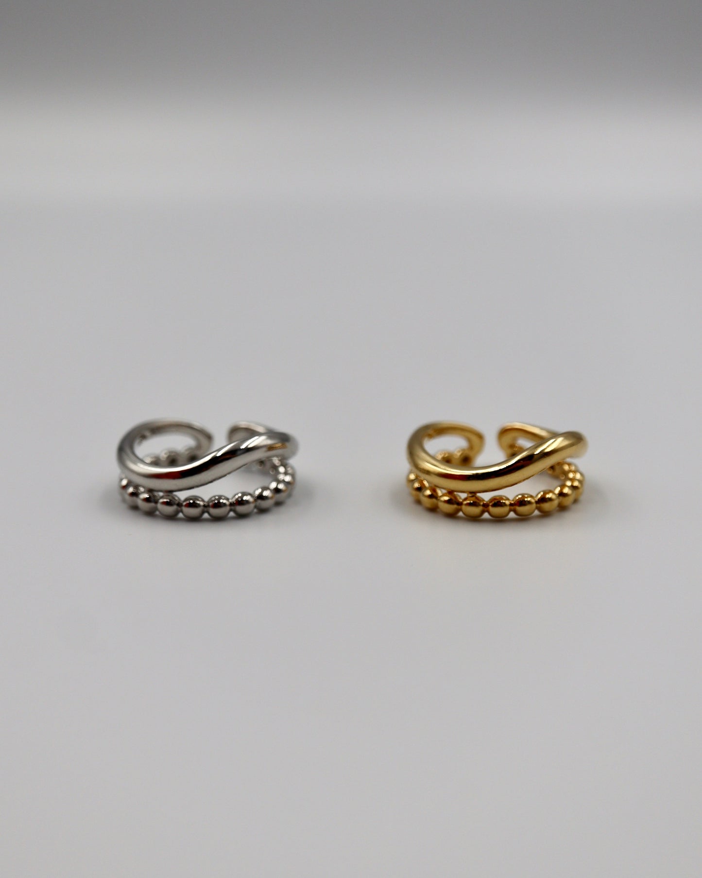 shiny curve dot ring