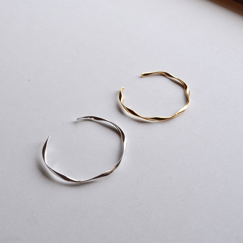 twist fit bangle