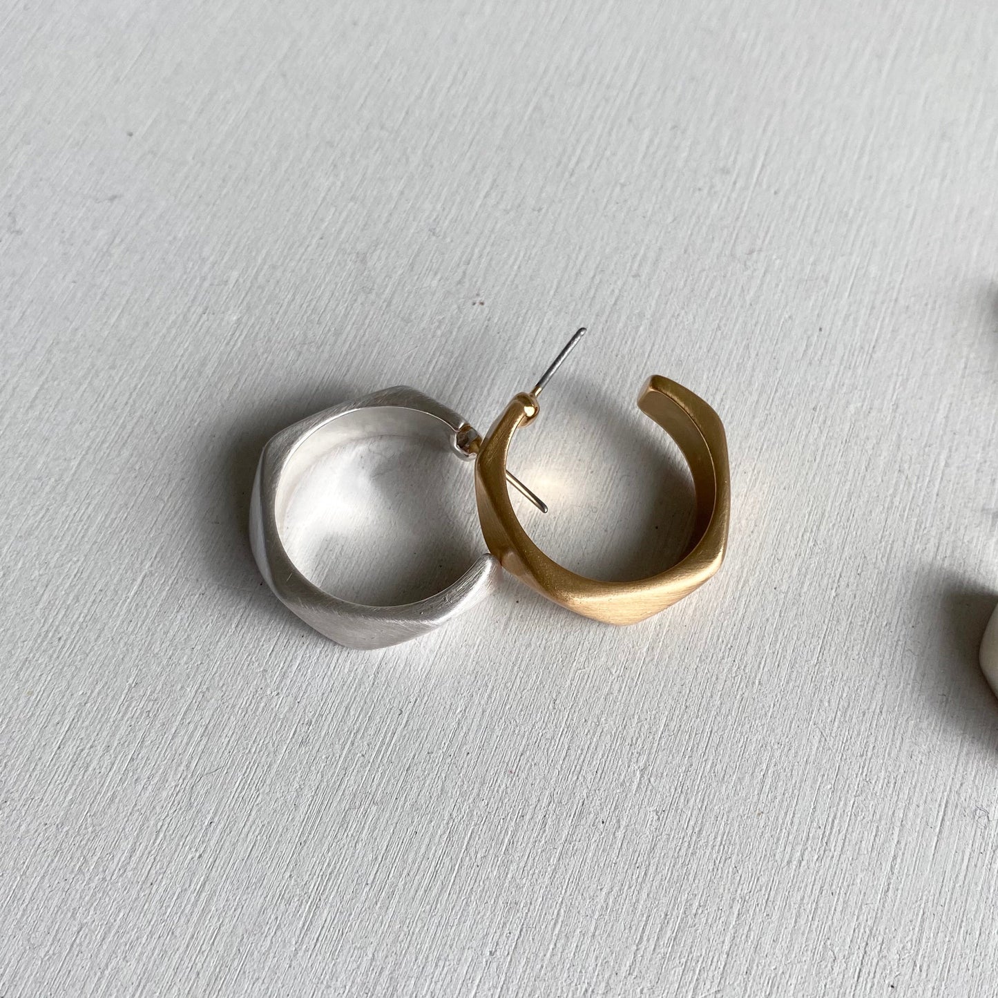 cut ring pierce