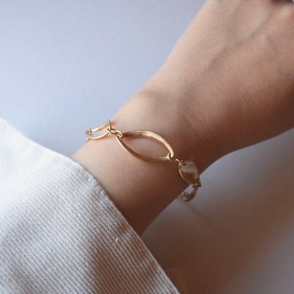 twist ellipse bracelet