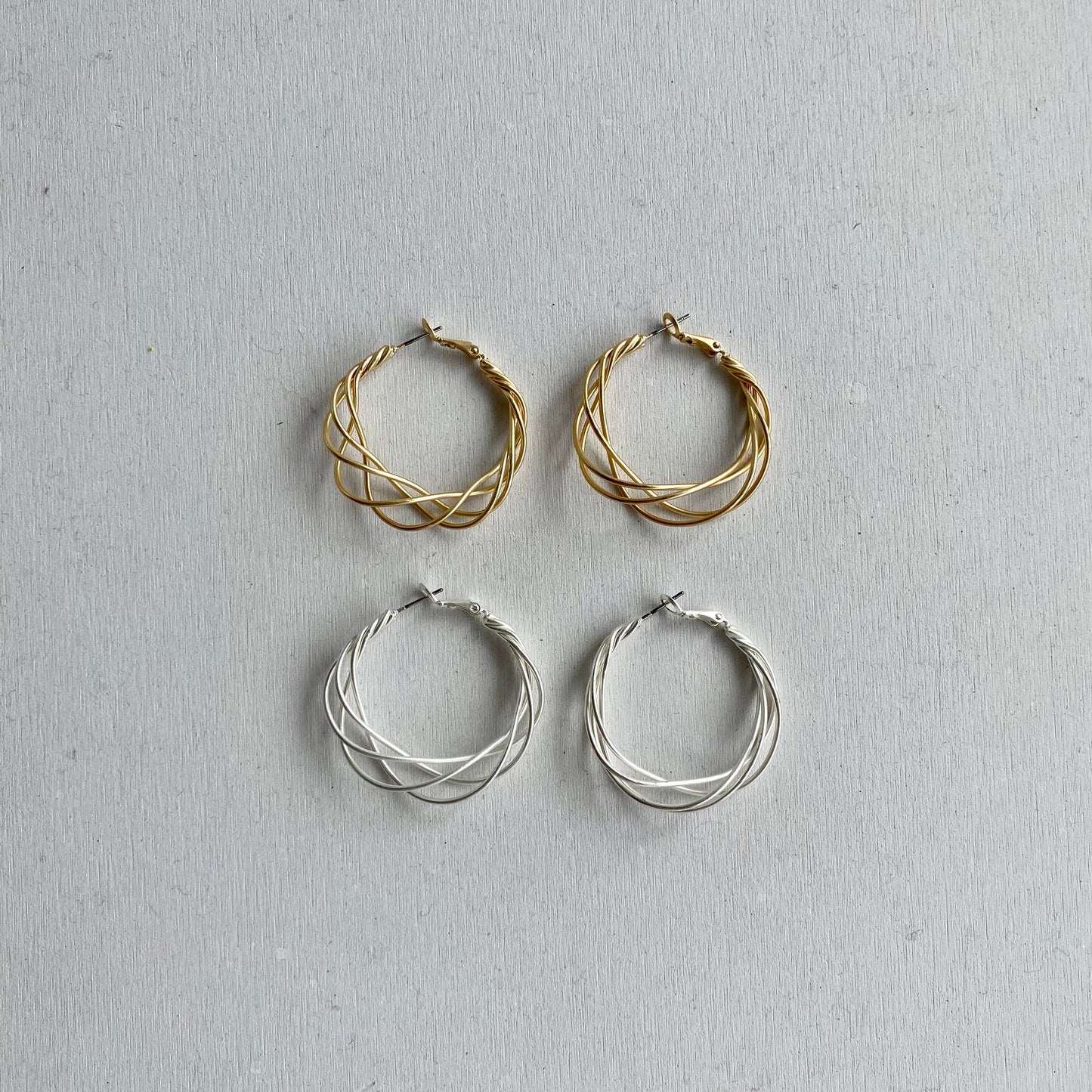 knit hoop pierce